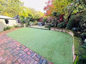 Rear Gardens- click for photo gallery